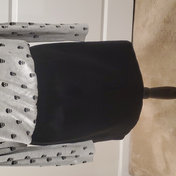 Ann Taylor Skirt - Picture 4 of 11